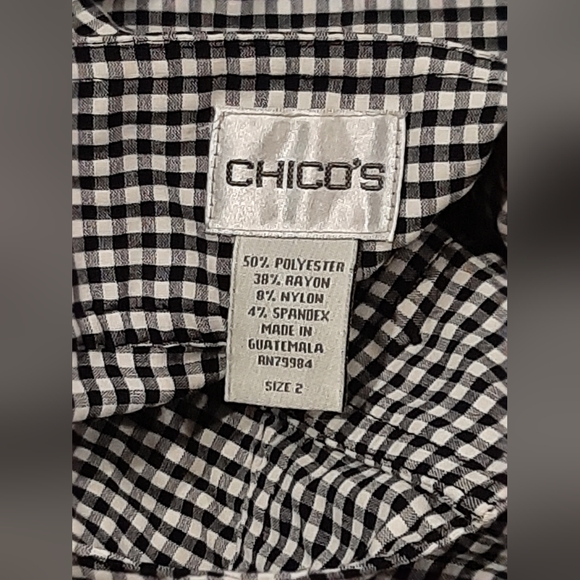 Chico's Black & White Striped Checked Capri Cropped Pants Size: 2 (L) - Picture 6 of 6